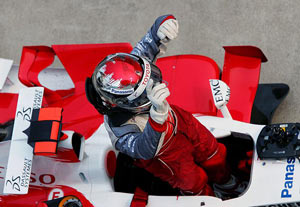 Trulli celebrates 2nd place at Malaysia 2005